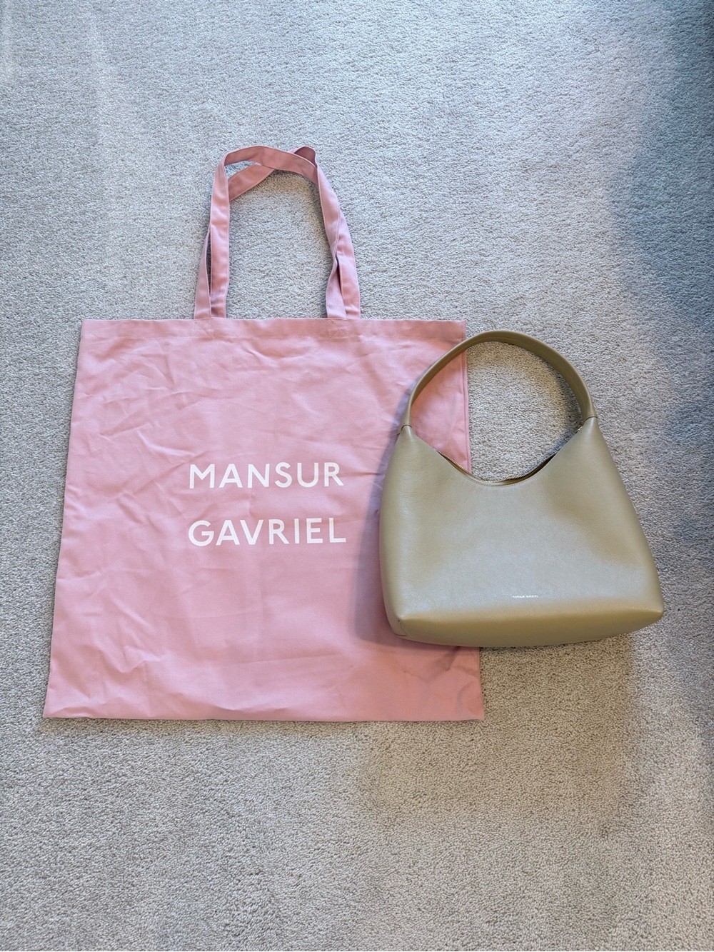 Mansur Gavriel Candy Hobo